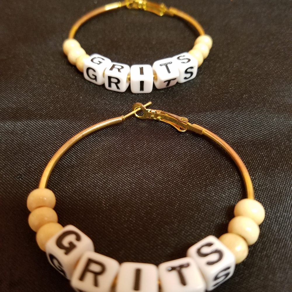 Women's earrings